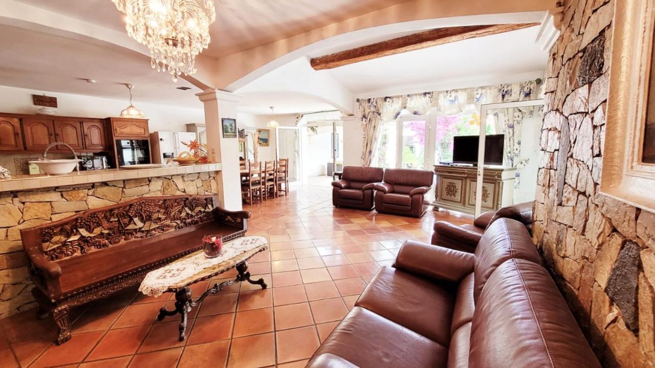 Villa Provencale A Sainte Maxime, Golf De Saint Tropez Eksteriør bilde