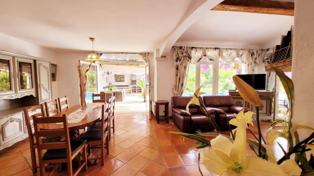 Villa Provencale A Sainte Maxime, Golf De Saint Tropez Eksteriør bilde