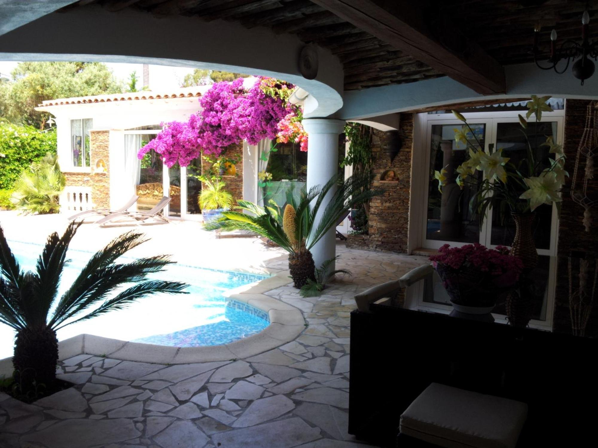 Villa Provencale A Sainte Maxime, Golf De Saint Tropez Eksteriør bilde