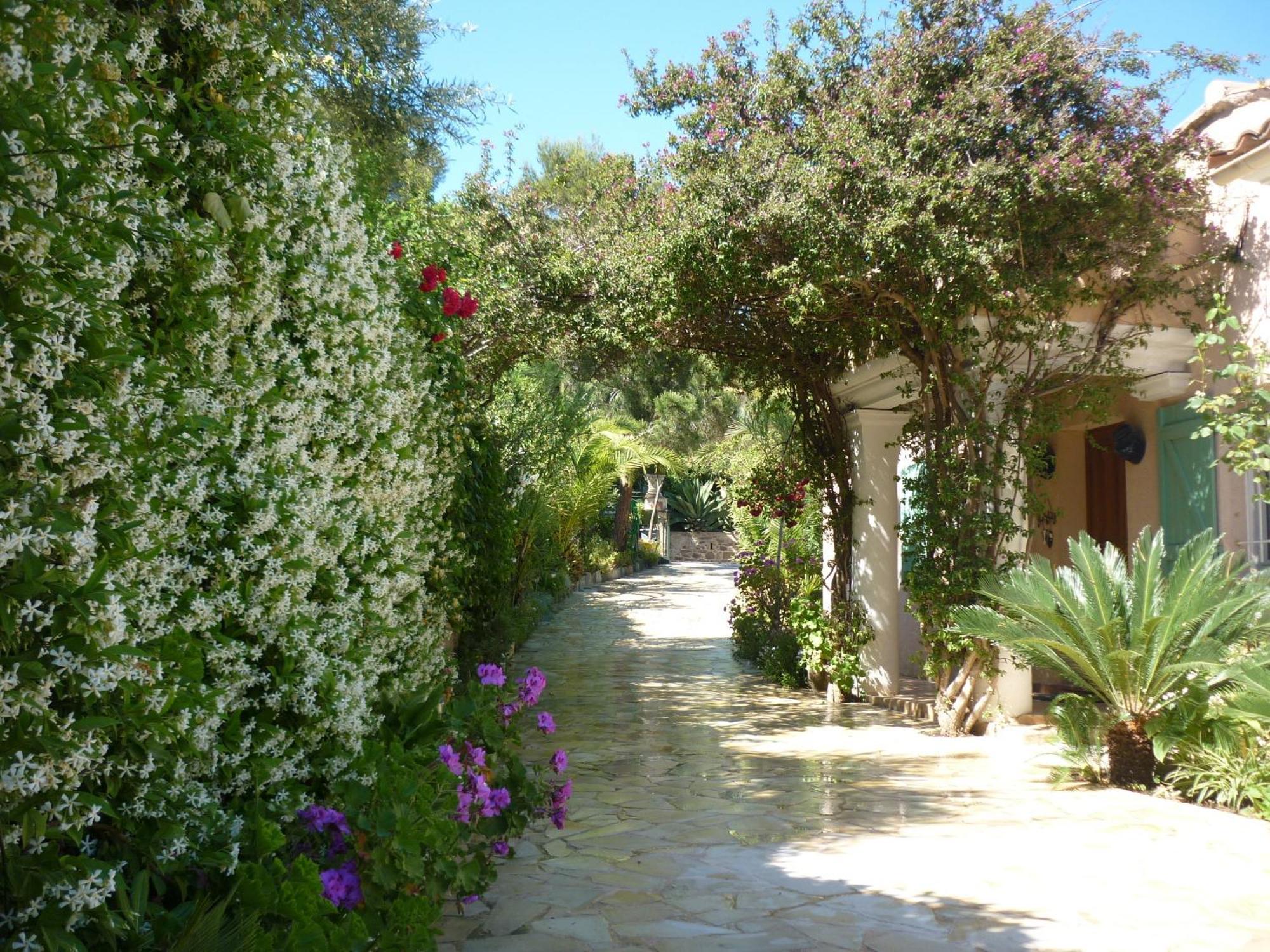 Villa Provencale A Sainte Maxime, Golf De Saint Tropez Eksteriør bilde