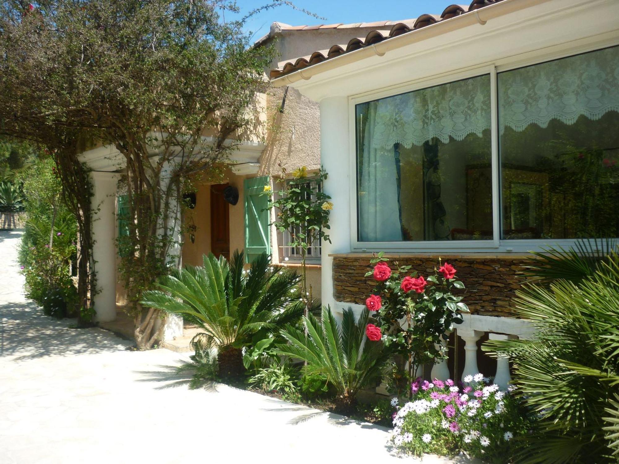 Villa Provencale A Sainte Maxime, Golf De Saint Tropez Eksteriør bilde